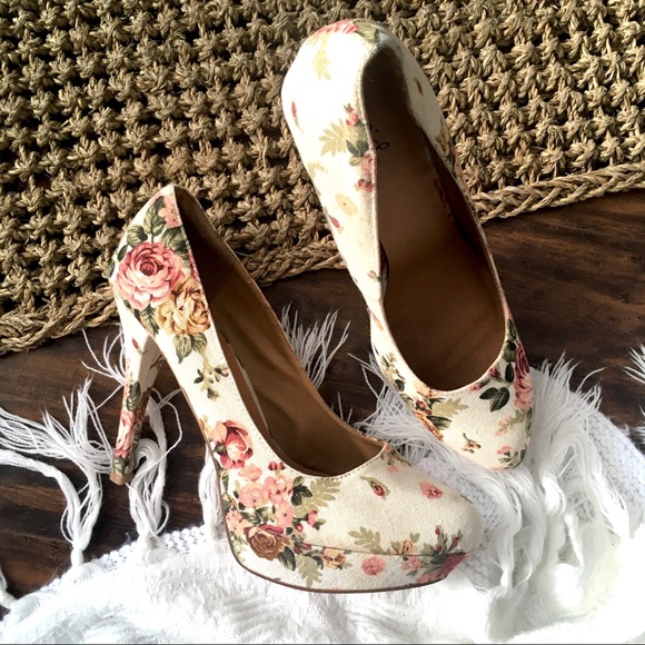 Qupid Shoes - Qupid Floral Heels